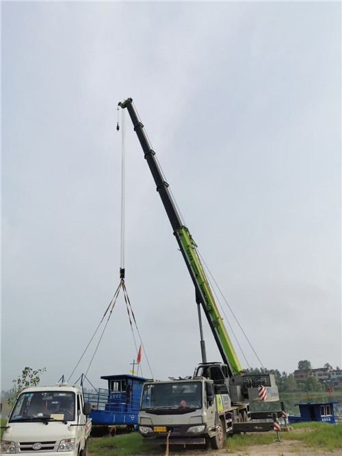 庄河市桥梁建设吊装案例